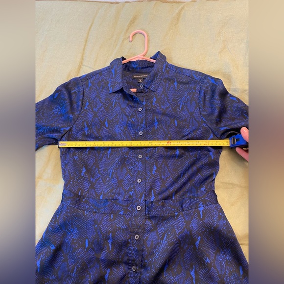 BANANA REPUBLIC Blue Snake Print Maxi Shirtdress - Picture 6 of 8